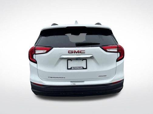 Summit White 2022 GMC Terrain SLE