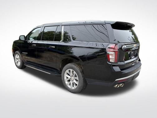 Black 2023 Chevrolet Suburban Premier