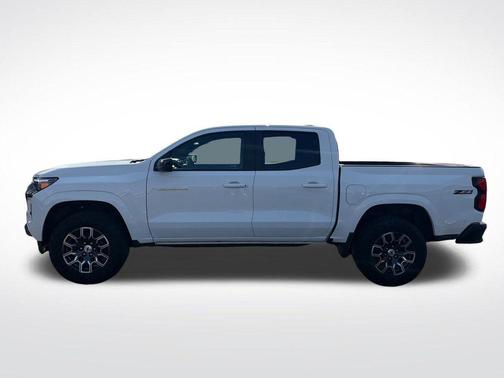 Summit White 2023 Chevrolet Colorado Z71