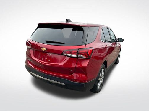 Radiant Red Tintcoat 2024 Chevrolet Equinox 1LT
