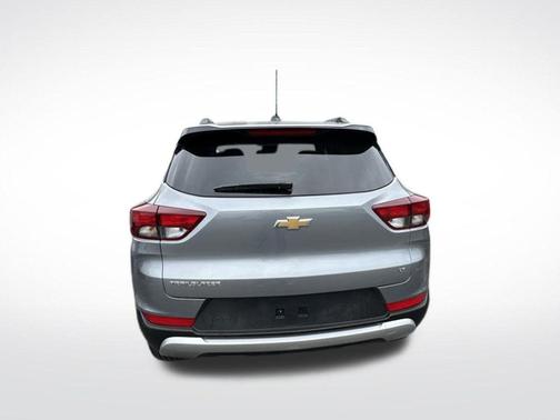 Sterling Gray Metallic 2023 Chevrolet Trailblazer LT
