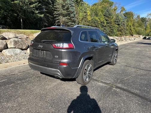 2019 Jeep Cherokee Overland