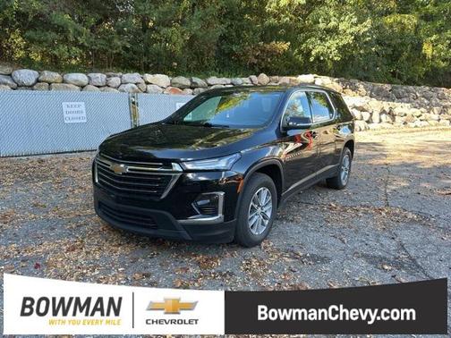 2022 Chevrolet Traverse LT Cloth