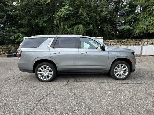 2023 Chevrolet Tahoe 4WD High Country