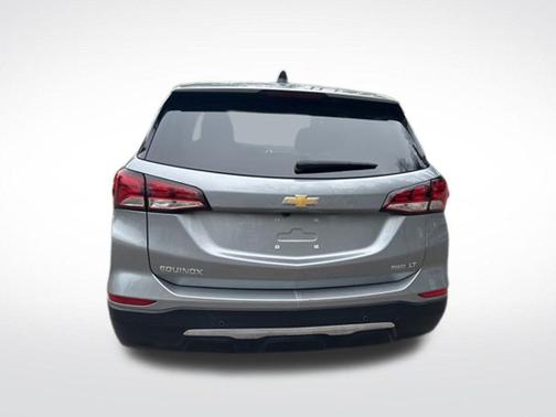 Sterling Gray Metallic 2023 Chevrolet Equinox 1LT