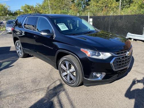 2021 Chevrolet Traverse LT Leather