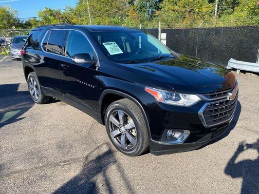 2021 Chevrolet Traverse LT Leather