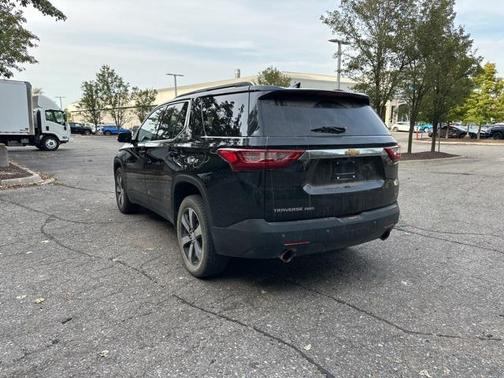 2021 Chevrolet Traverse LT Leather