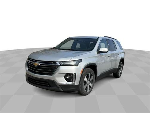 2022 Chevrolet Traverse LT Leather