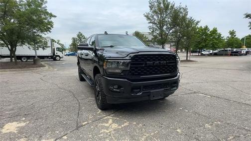 2022 RAM 2500 Big Horn Crew Cab 4x4 6'4' Box