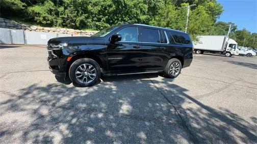 2023 Chevrolet Suburban LS