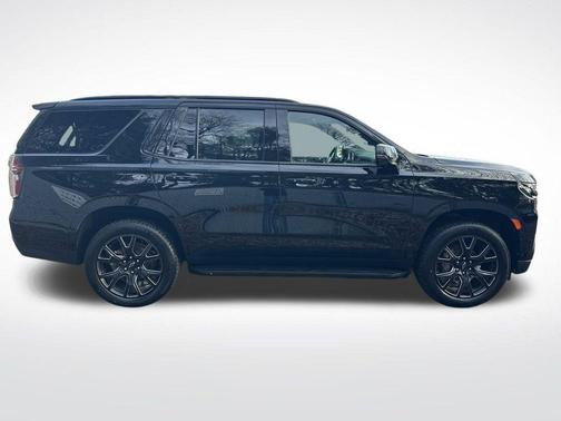 2023 Chevrolet Tahoe 4WD RST