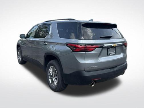 Sterling Gray Metallic 2023 Chevrolet Traverse LT Cloth