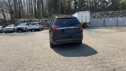 2023 GMC Acadia AWD AT4