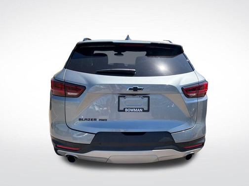 Sterling Gray Metallic 2025 Chevrolet Blazer 2LT