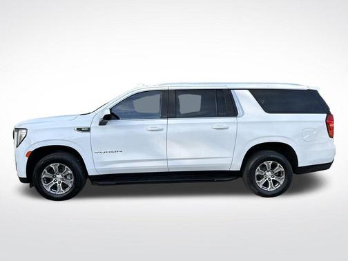 2022 GMC Yukon XL SLE