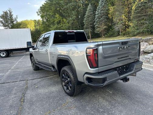 2024 GMC Sierra 2500 AT4