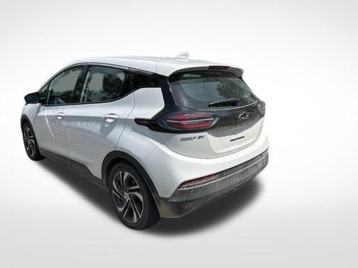 Summit White 2023 Chevrolet Bolt EV FWD 2LT