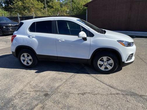 2022 Chevrolet Trax LS