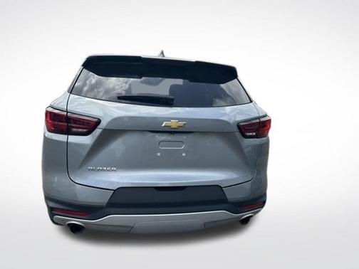 Sterling Gray Metallic 2024 Chevrolet Blazer 2LT