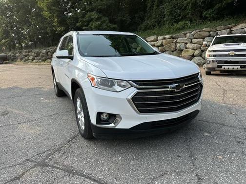 2021 Chevrolet Traverse LT Cloth