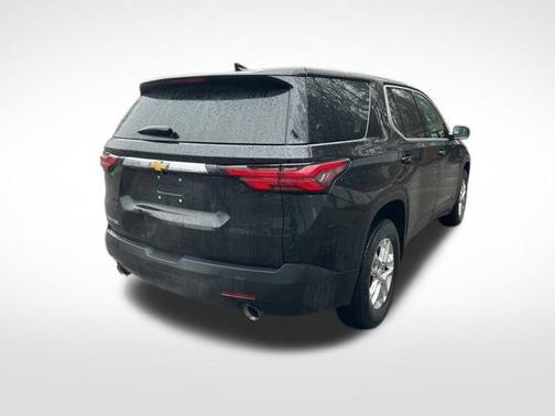 2022 Chevrolet Traverse LS