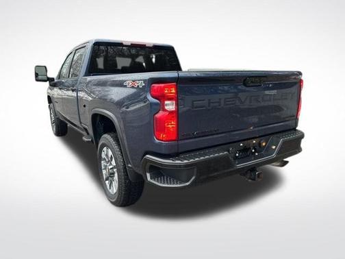 2022 Chevrolet Silverado 2500 Custom