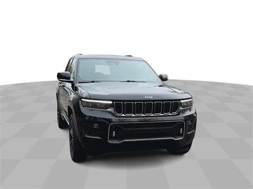 2022 Jeep Grand Cherokee Overland