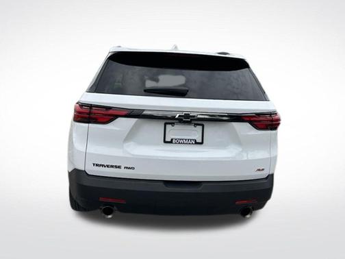 Summit White 2023 Chevrolet Traverse RS