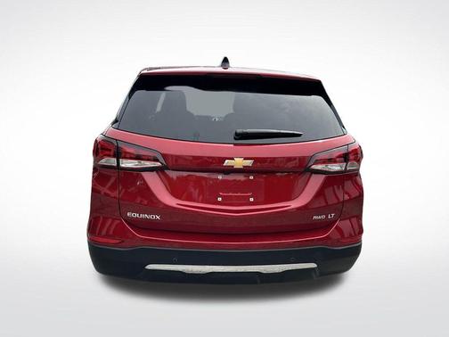 Radiant Red Tintcoat 2024 Chevrolet Equinox 1LT