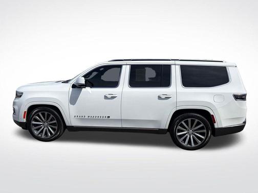 Bright White Clearcoat 2022 Jeep Grand Wagoneer Series II 4x4