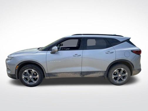Sterling Gray Metallic 2024 Chevrolet Blazer 3LT
