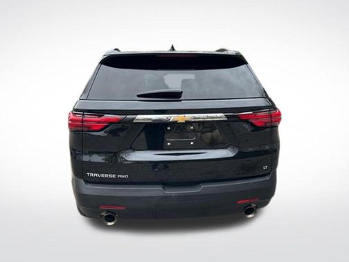 Mosaic Black Metallic 2023 Chevrolet Traverse LT Leather