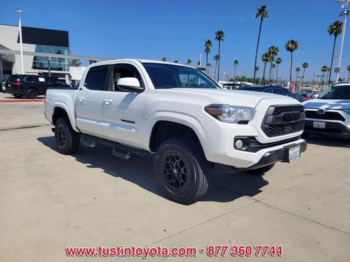 Super White 2021 Toyota Tacoma SR5