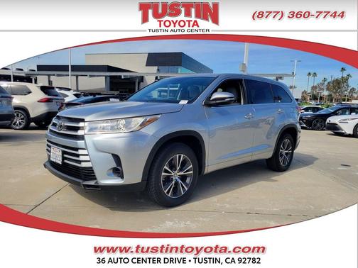 2017 Toyota Highlander LE I4