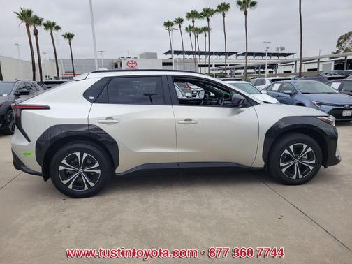 Silver Metallic 2023 Toyota bZ4X XLE