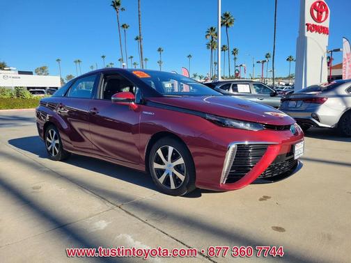 2019 Toyota Mirai Base