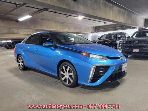 2017 Toyota Mirai Base