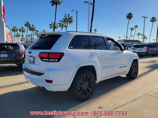 2021 Jeep Grand Cherokee Laredo