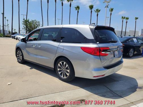 Silver 2023 Honda Odyssey EX-L