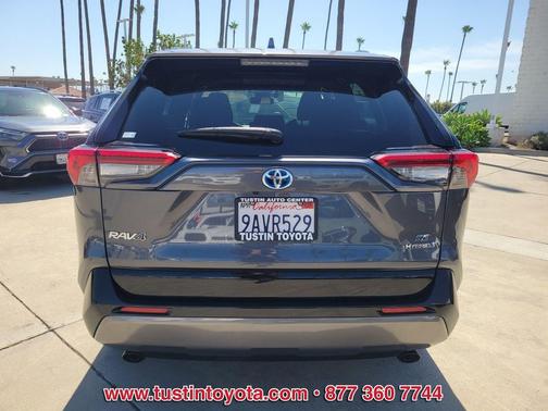 Magnetic Gray Metallic 2022 Toyota RAV4 Hybrid SE