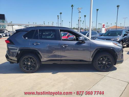 Magnetic Gray Metallic 2022 Toyota RAV4 Hybrid SE