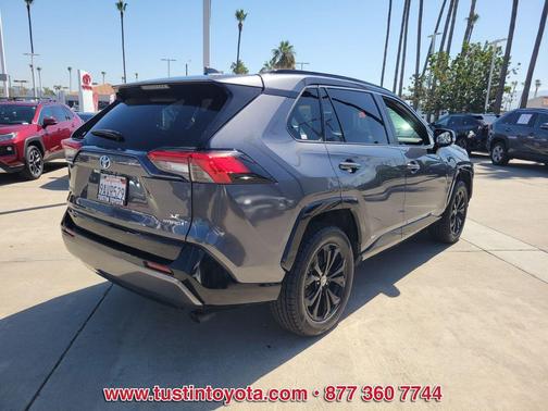 Magnetic Gray Metallic 2022 Toyota RAV4 Hybrid SE