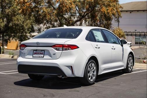 Ice Cap 2026 Toyota Corolla LE