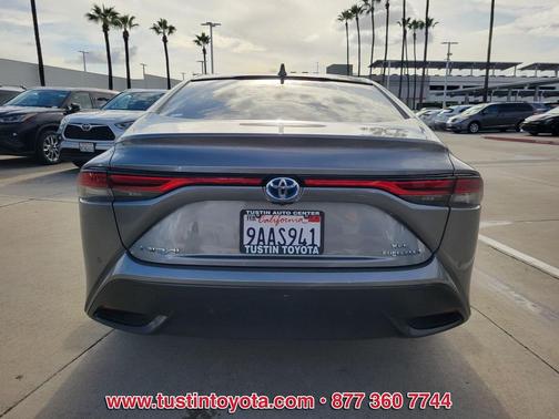2022 Toyota Mirai Base
