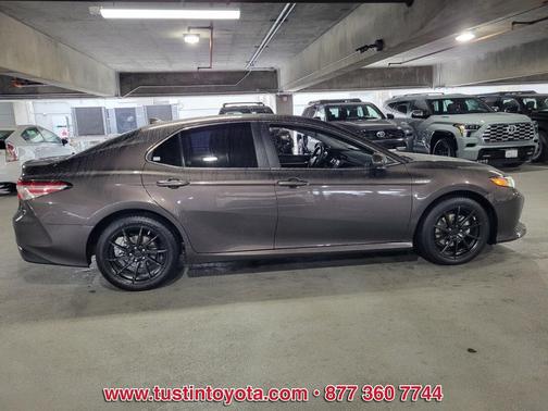 2020 Toyota Camry LE