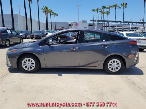 2020 Toyota Prius Prime XLE