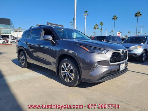 2024 Toyota Highlander XLE