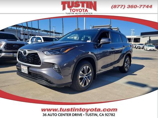 2024 Toyota Highlander XLE