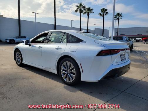 2024 Toyota Mirai Base